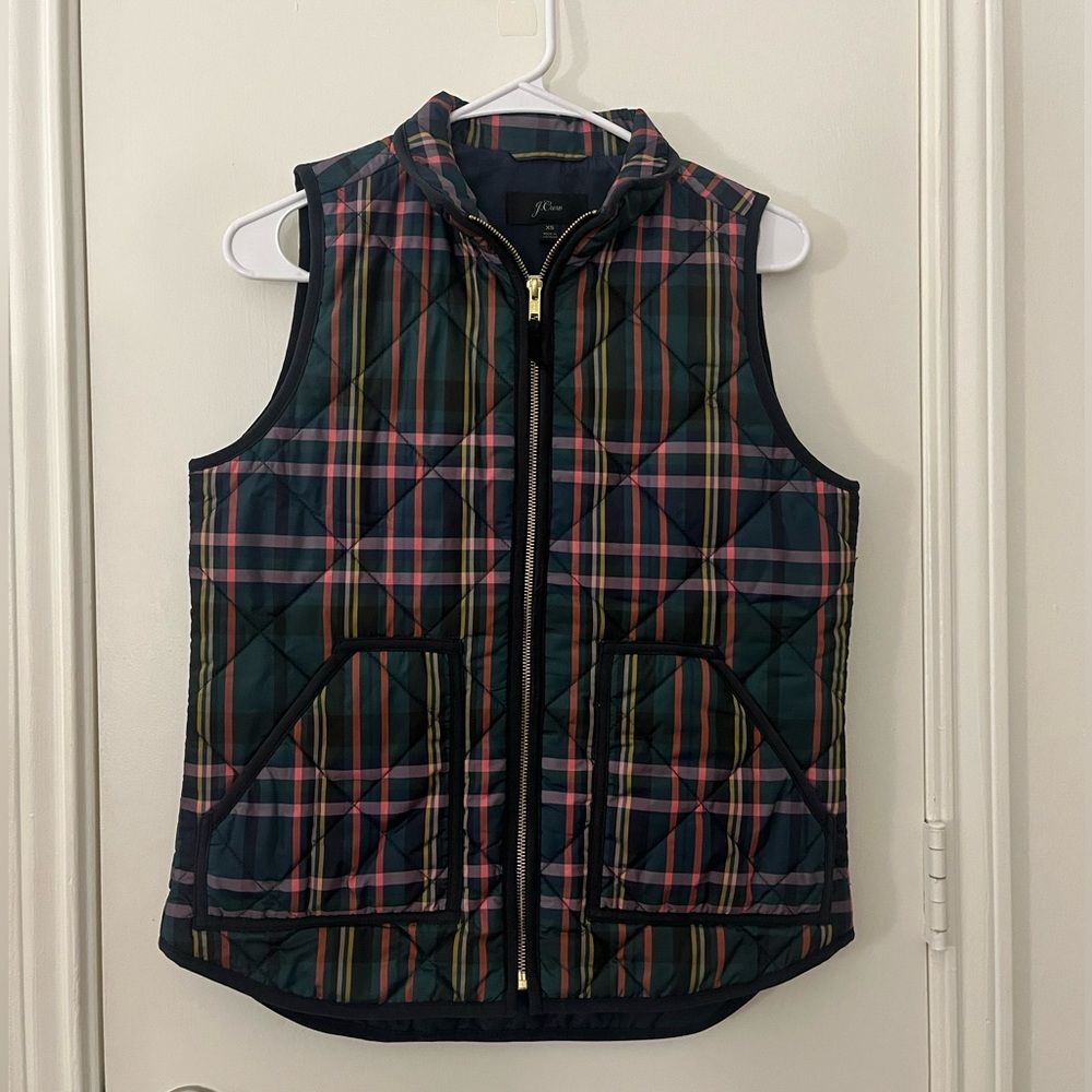 J. Crew Signature tartan plaid green & pink quilted puffer vest, sz XS!